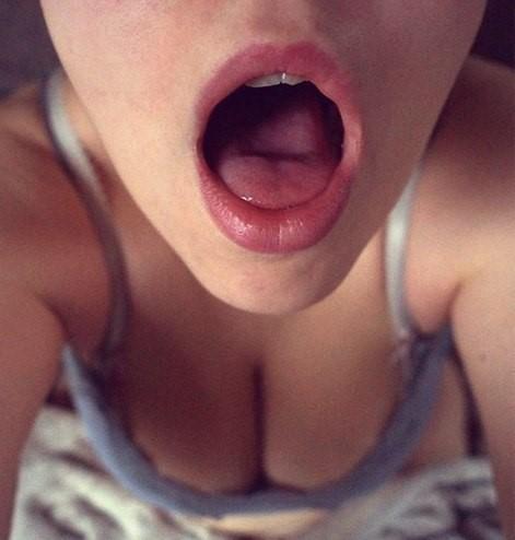 Wide open mouth