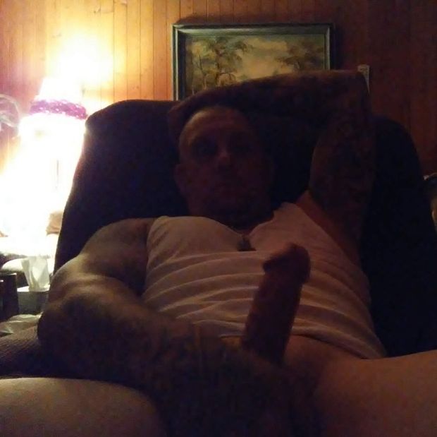 Solo male hard dick