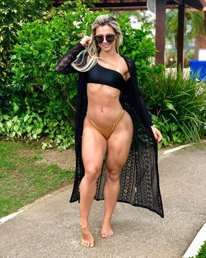 Brazilian Viviane Winkler #7