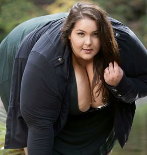 Psiu, olha pra cá. Tá vendo como você me deixou duro?