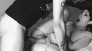 Amateur emo babe gets a creampie