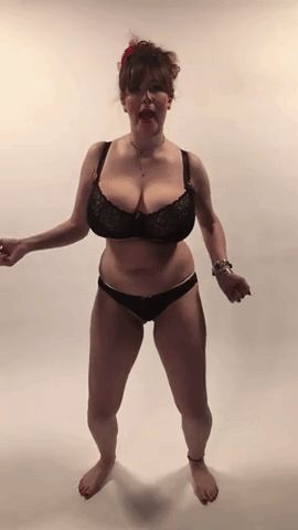 Alice Rayman Enticing And Mouthwateringly Sexy Dance