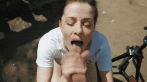 Gorgeous gal gets a huge facial