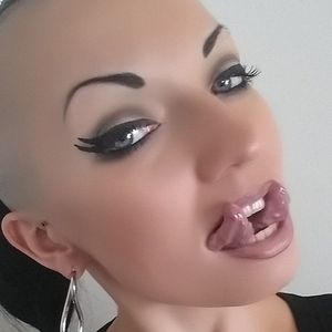 Babe with split Tongue