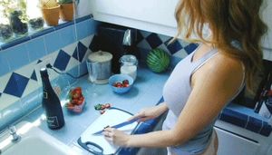 Sexi brunette housewife