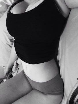busty teen NN selfie