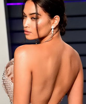 Shanina Shaik nip slip upskirt at the 2019 Vanity Fair Oscar Party HQ