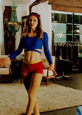 Melissa Benoist Sexy Supergirl Outfit