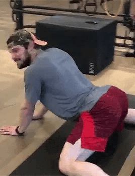 Jock twerking
