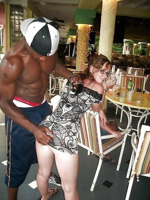 Wife can’t resist on vacation