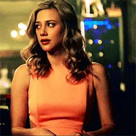Lili Reinhart Sexy