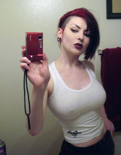 Grope worthy