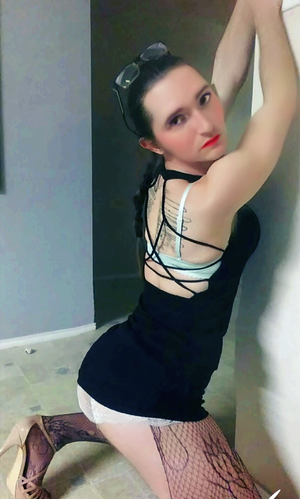 Take me out on a date i clean up nice