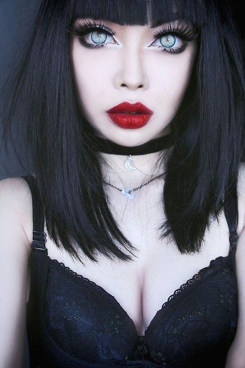 Pale Goth Babe