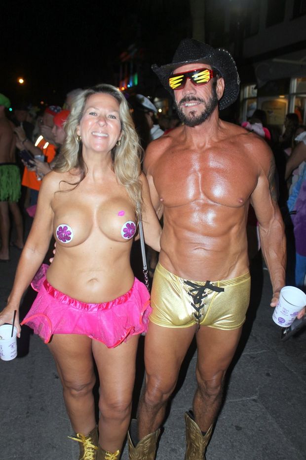 Fantasy fest couple