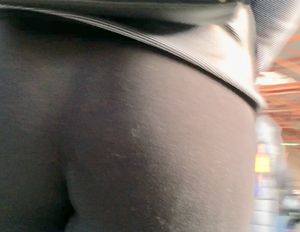 Tight leggings at station