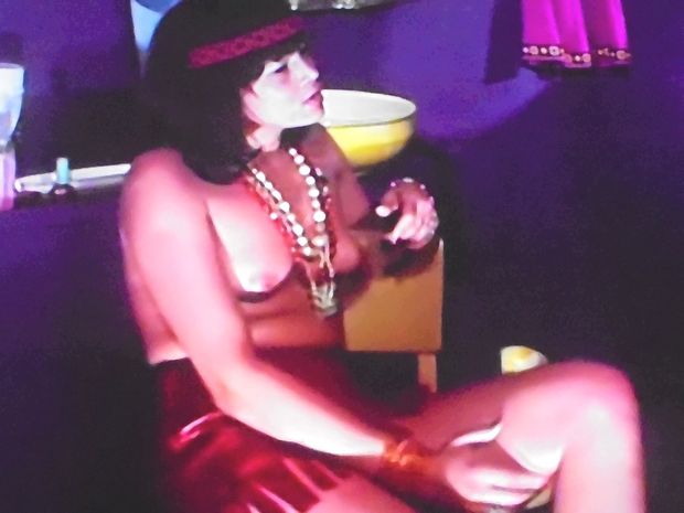 Vintage - german russia Natasha topless in Munich *roentgen01*