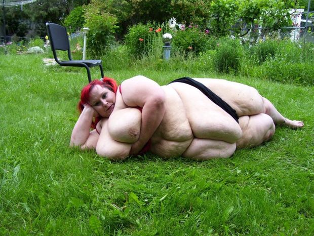 Amazing redhead SSBBW