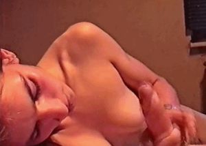 Sunny gives a very big cumshot