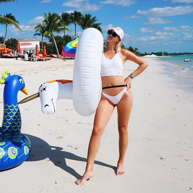 Michelle Wie and her long legs