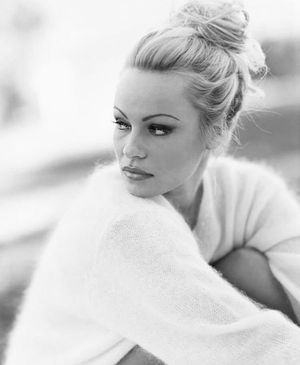 PAMELA ANDERSON