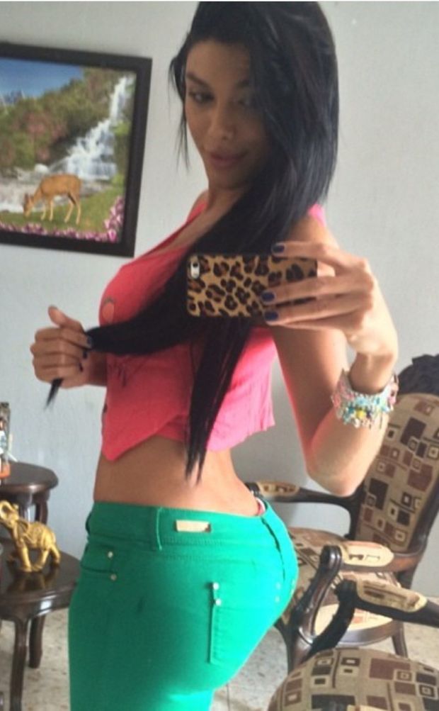 SWEET TIGHT ASS