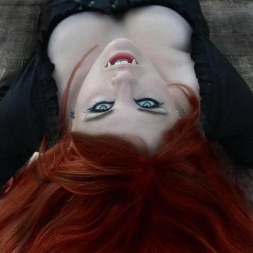 Sexy Vampire Babe