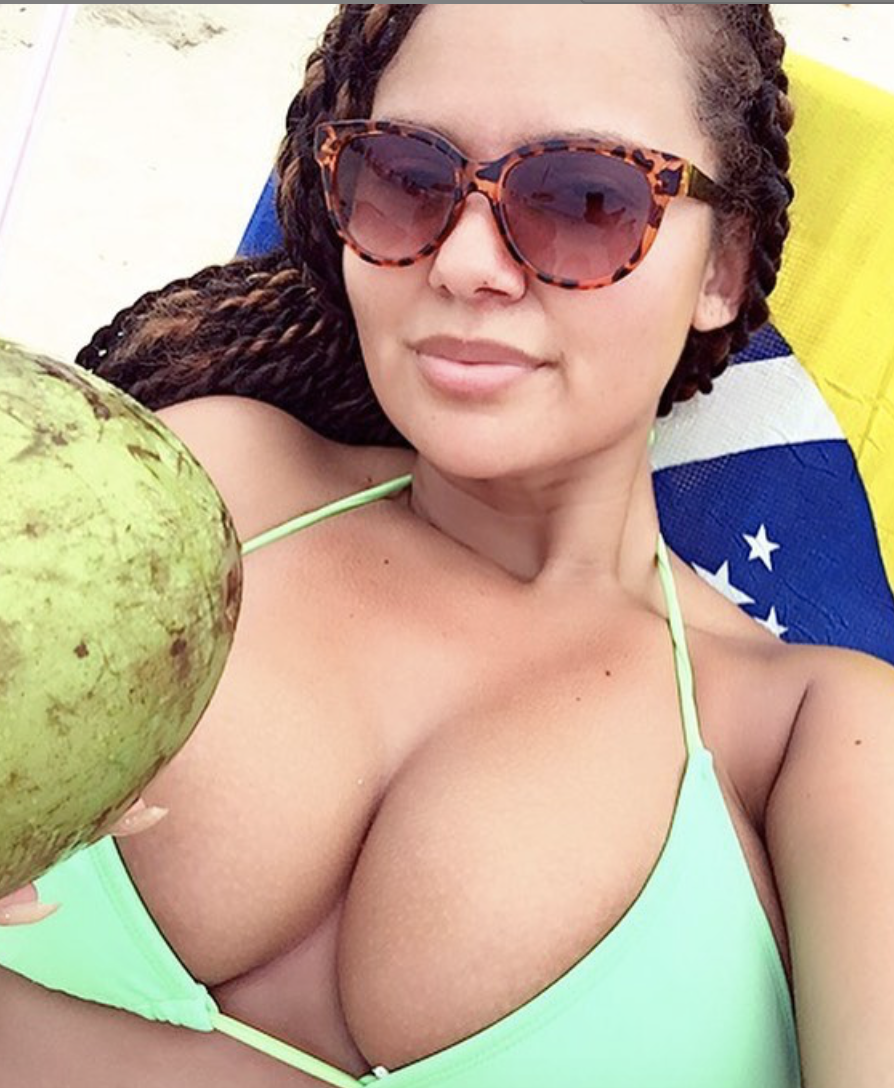 PAMELA ALEXANDRA