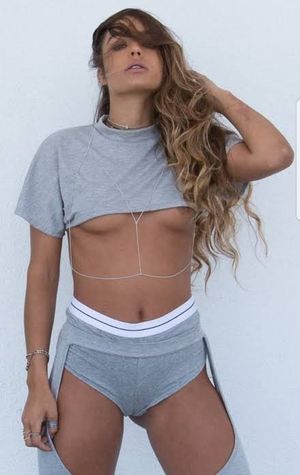 Sommer ray nip slip and camel toe