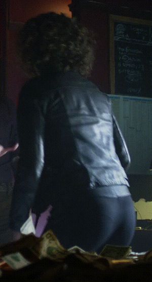 Camren bicondova ass gif