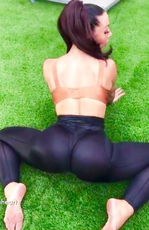 Yaela spreads wide in black spandex
