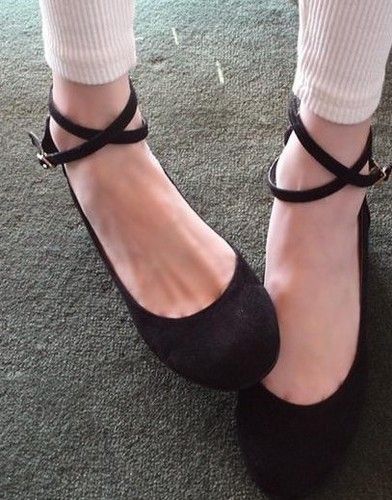 Perfect feet with lace black flats