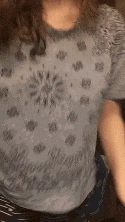 Twero Marloes shows here body