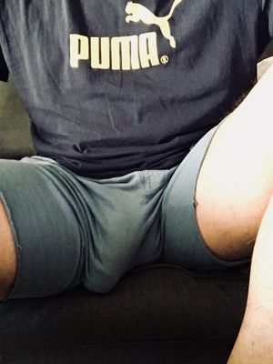 Women who love a good package mmmm