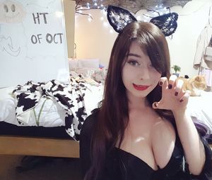 amateur teen with big tits