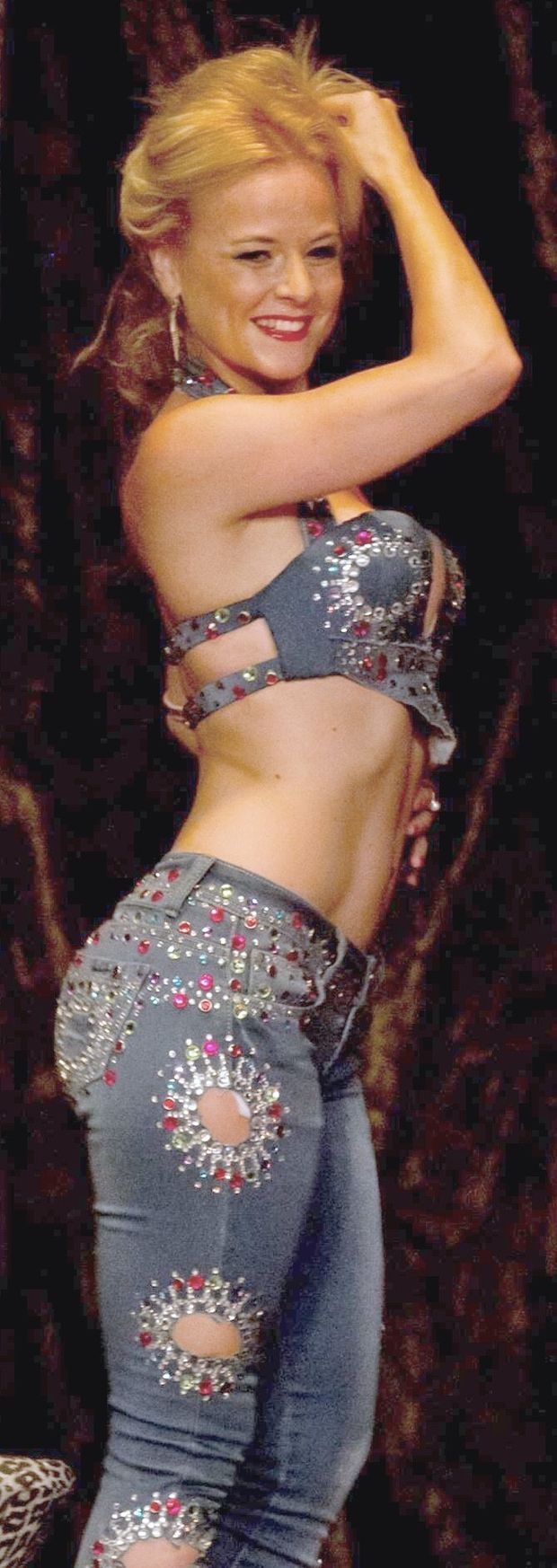 Hottest Belly-Dancer EVER!!! (Teresa’s Fit AF Body in Jeans)
