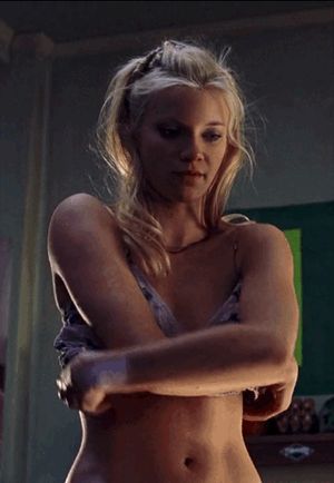 Amy Smart strips