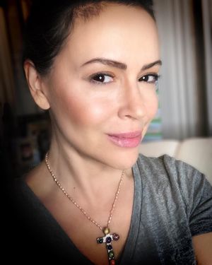 ALYSSA MILANO