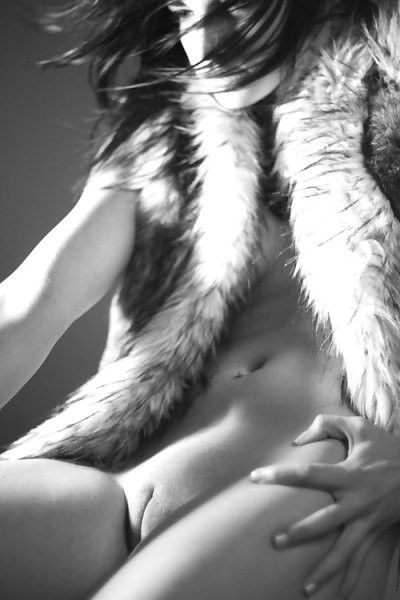 Sexy brunette pussy