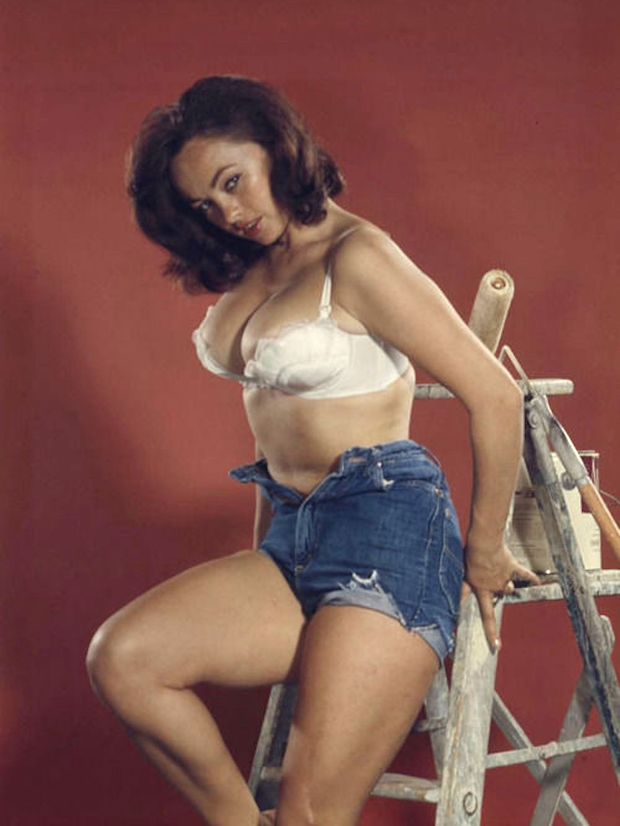 Milf in cutoffs