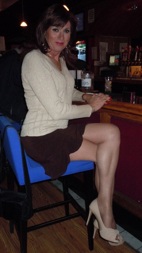 Mature CD waiting for cock