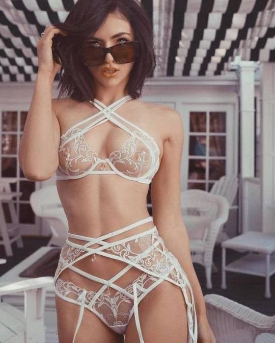 sexy babe