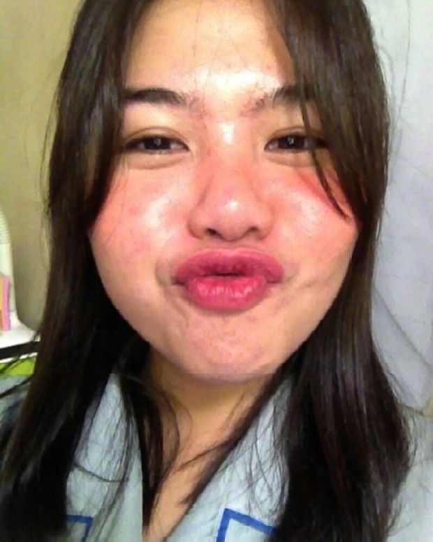 aina sexy kiss