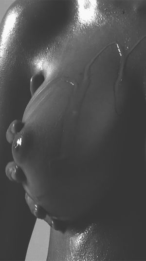 Handle with care (instababe)