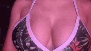 MM - dropping those huge boobs