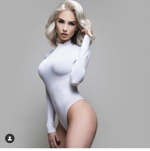 Cassaundra kelly is looking sexy as hell in piece lingerie set