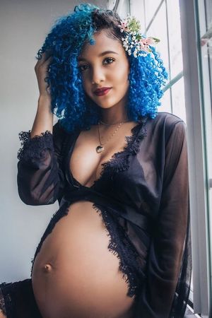 pregnant ebony