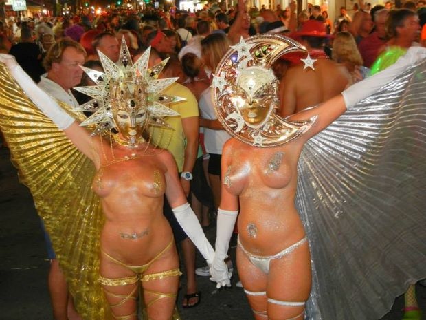 Angels on the street