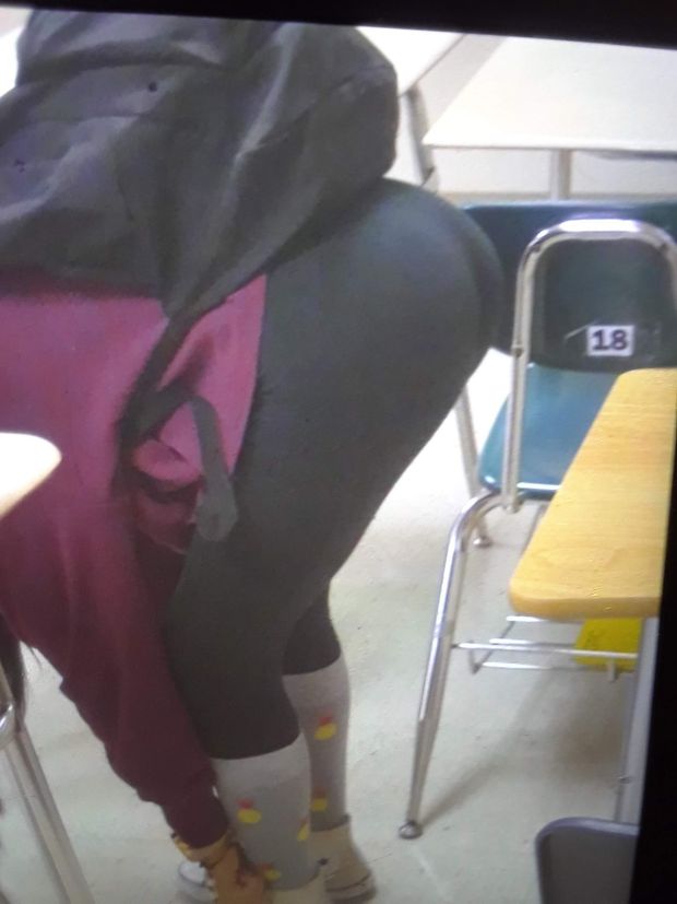 Small Latino big bubble ass with holster tights.