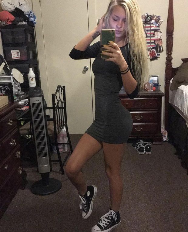 babe in tight dress